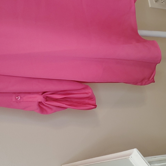 Chaus NWT Size Medium Hot Pink Blouse! 💟💟💟 - Picture 6 of 16